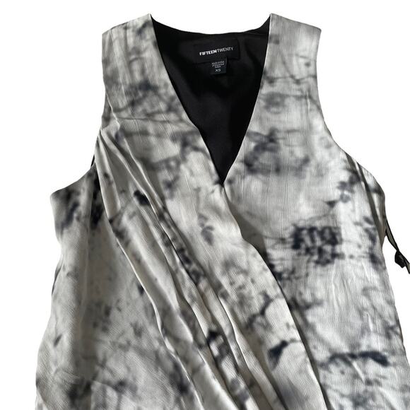 Revolve Fifteen Twenty Faded Marble Drape Side Angle Blouse Asymmetric XS NWT - Picture 6 of 15